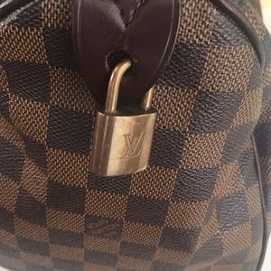 Louis Vuitton Speedy Bag